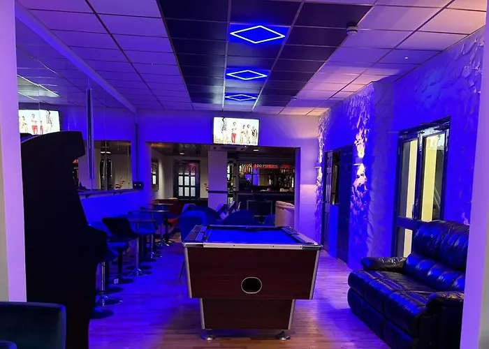 100 Pipers Hotel Blackpool